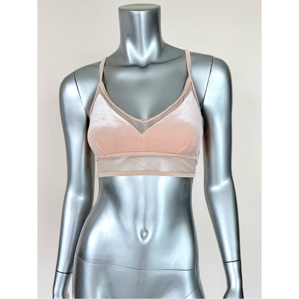 ALO Yoga women velvet sport bra size M